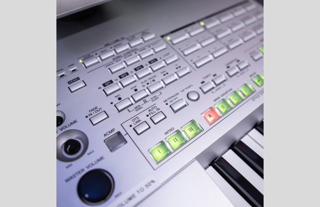 Yamaha Tyros 2 Keyboard With MS02 Speakers, Used (SN:GBRANX01016) - Image 10